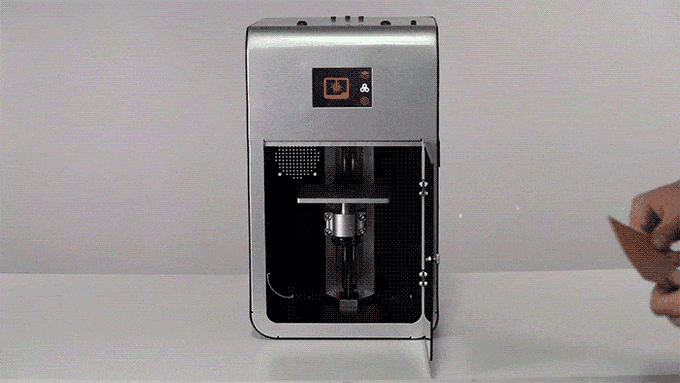 [视频] Rubanmaster: 激光 SLA 3D打印机、激光雕刻机和切割机