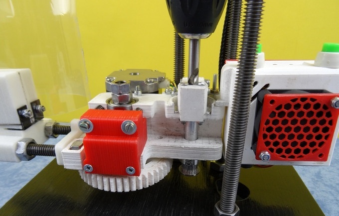 [视频] 多物料切割机和造粒机-切丝机-Buddy3D回收机