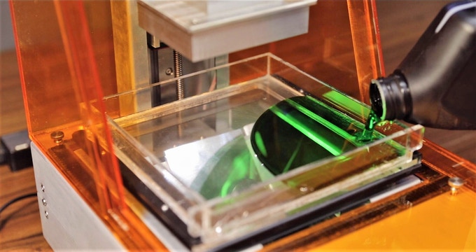 [视频] Weaver: 带F-theta镜头的专业SLA激光3D打印机