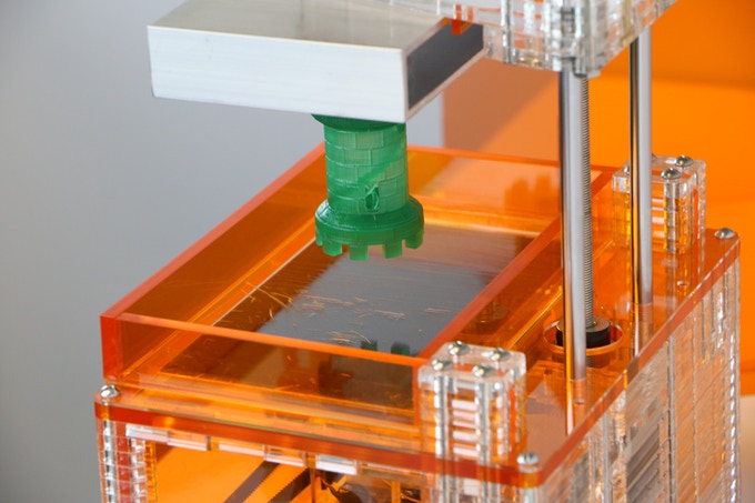 [视频] iBox Macro 3D树脂打印机: 打印碳纤维