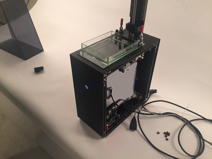 [视频] iINTEGRATOR : 世界上最精确的桌面 DLP 3D打印机