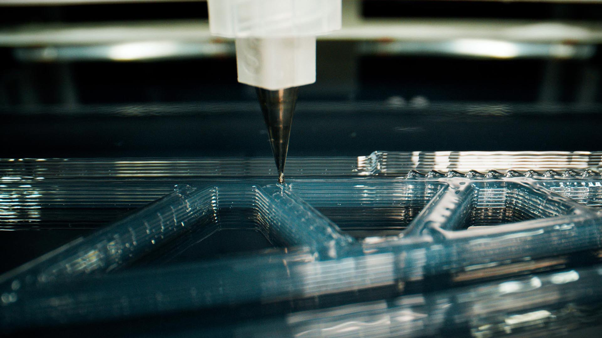 [视频] innovatiQ  LiQ 320 注塑硅胶液体增材制造3D打印机