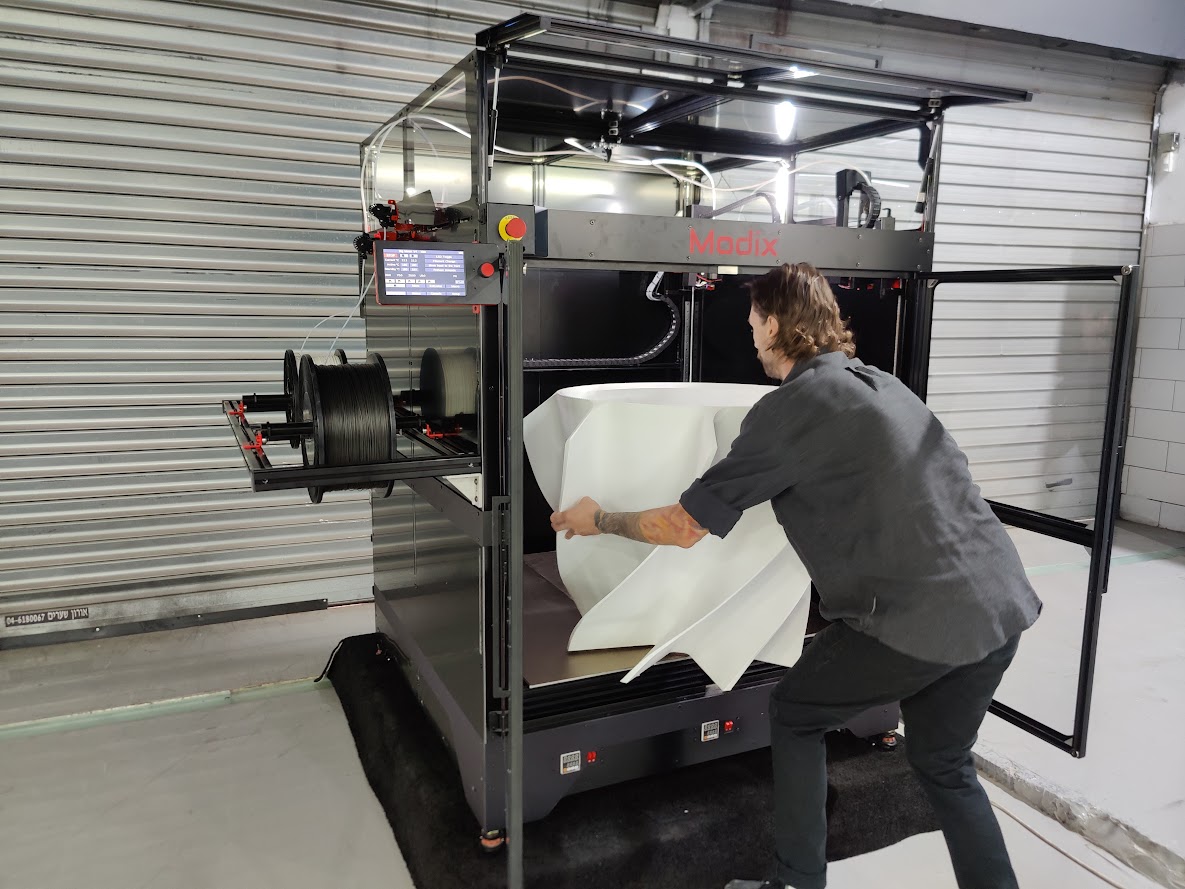 [视频] Modix BIG-Meter 一款自组装（DIY）大型工业级3D打印机