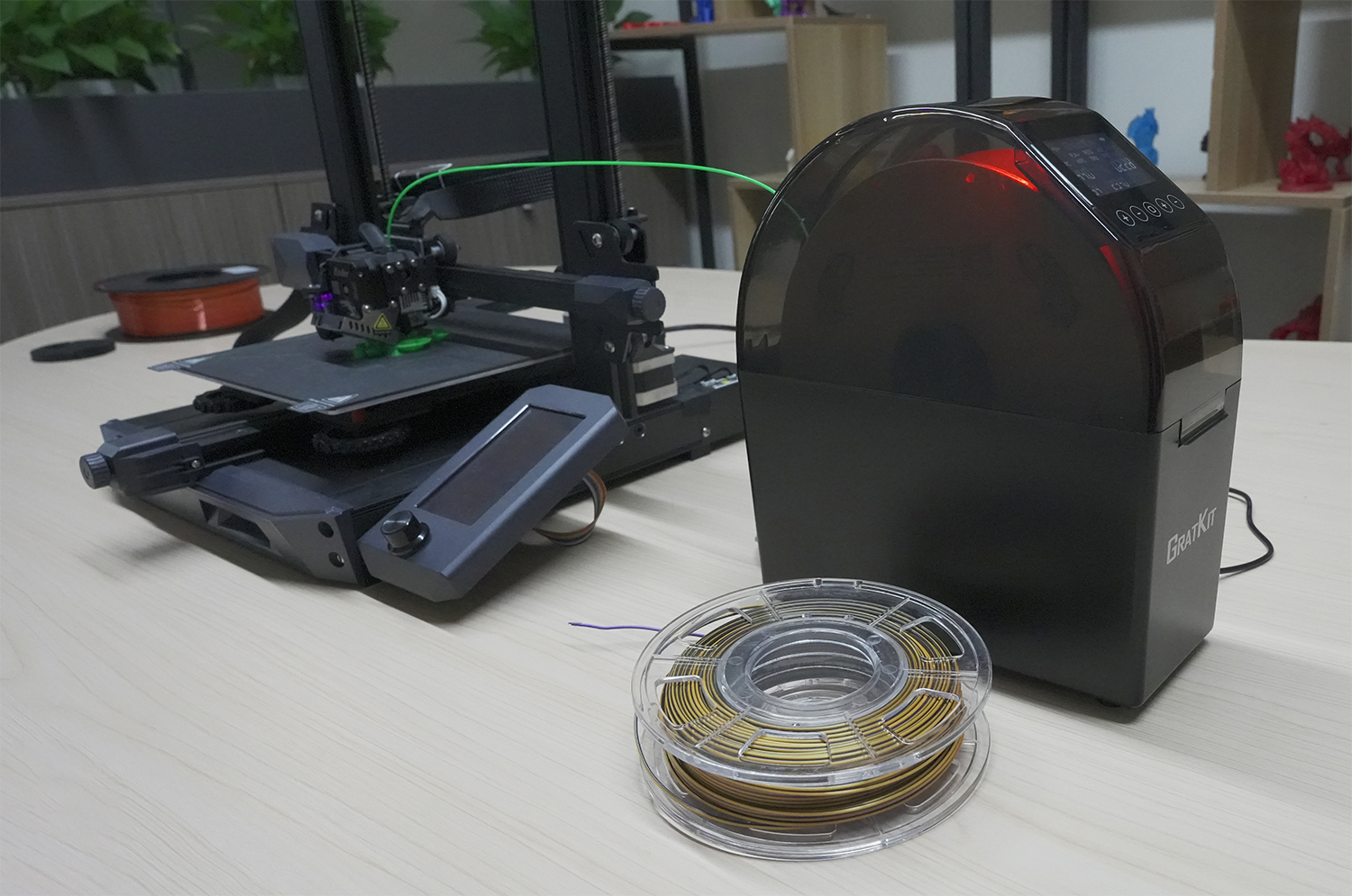 [视频] GratKit Firefly 世界上第一台APP控制的3D打印长丝干燥机