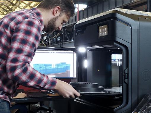 [视频]  UltiMaker Method XL FDM 3D打印机 - 使用工业级材料打印大型项目