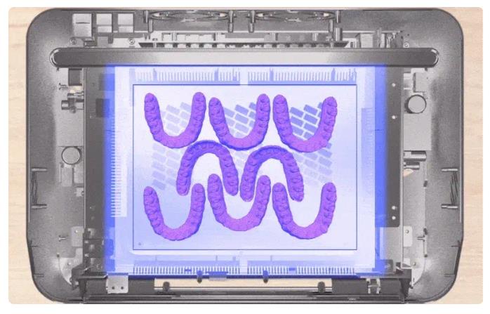 [视频] Ackuretta CURIE Plus：适用于牙科3D打印的终极UV固化站