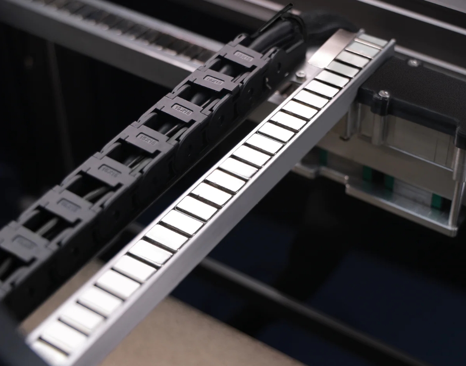 [视频] Peopoly Magneto X: 首款配备磁力直线电机系统的桌面FFF 3D打印机高达800mm/s