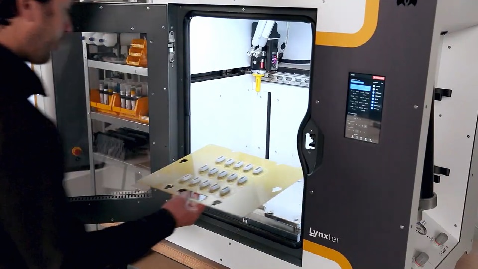 [视频] Lynxter S300X：一款独立双挤压工业级柔性材料3D打印机