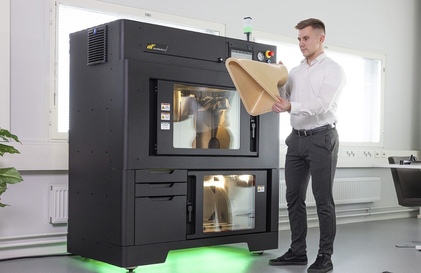 [视频] miniFactory Ignite 3D打印机：提升您的生产规模的新燃点