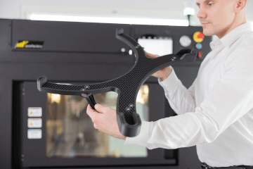 [视频] miniFactory Ignite 3D打印机：提升您的生产规模的新燃点