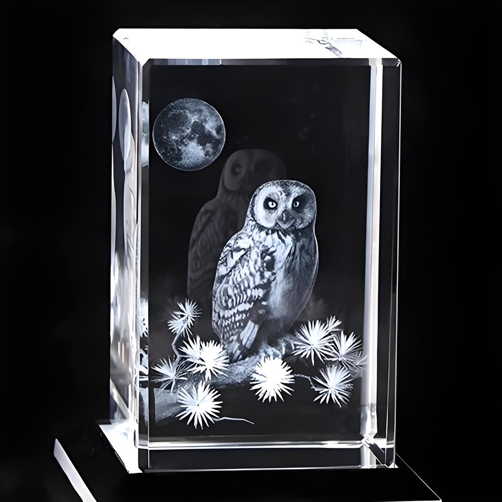 创意玩法:3D激光内雕 在玻璃体内构成绚丽多姿的立体图像 创意玩法:3D激光内雕 在玻璃体内构成绚丽多姿的立体图像