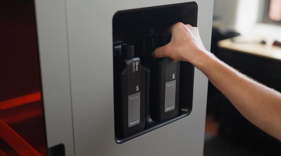 [视频] Formlabs Form 4L：以惊人的速度获得工业级部件