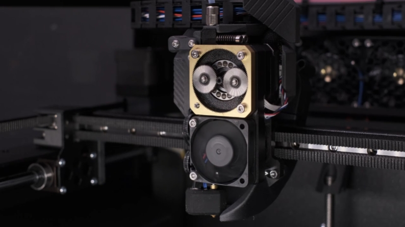 [视频] Prusa CORE One - 全封闭高速CoreXY 3D打印机配备主动腔体温度控制