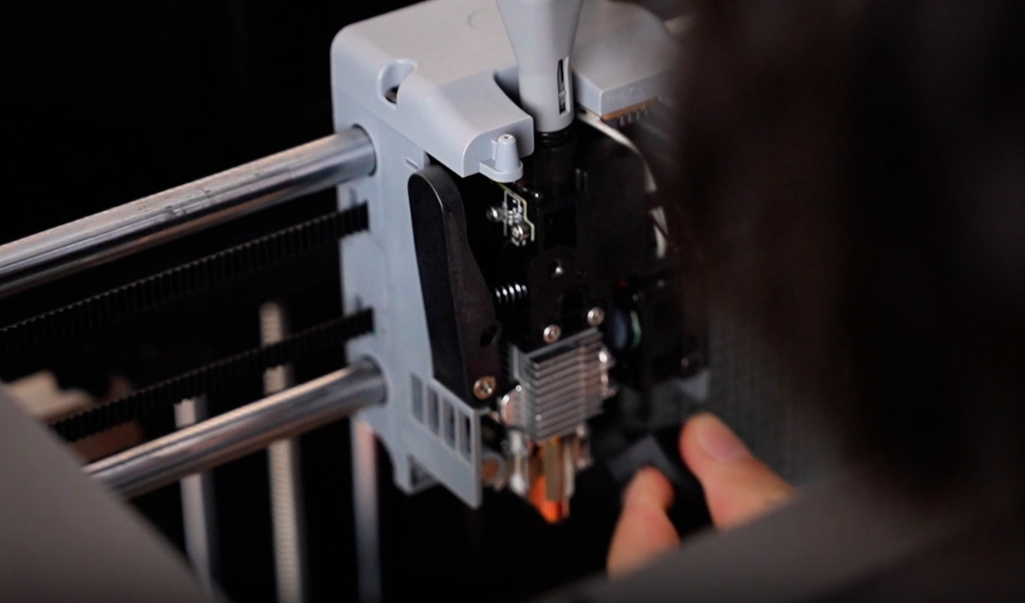 [视频] Flashforge AD5X：多色TPU柔性线材高速3D打印机